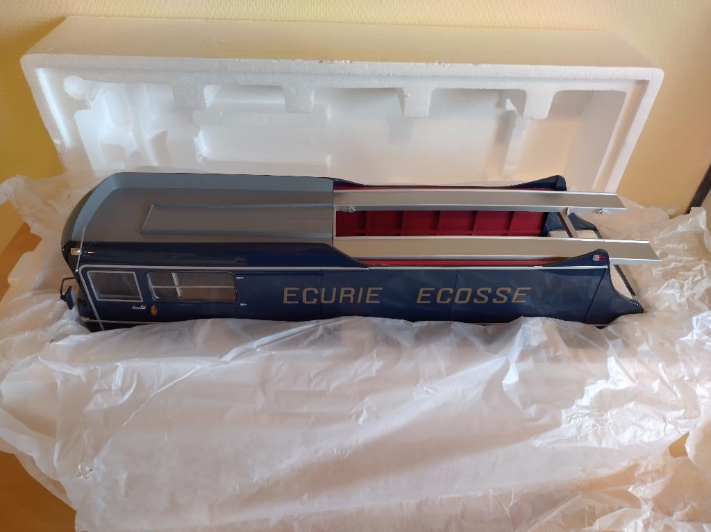 Porte-voitures Commer TS3 Ecurie Ecosse 1:18 CMR, Hobby & Loisirs créatifs, Voitures miniatures | 1:18, Neuf, Voiture, Autres marques