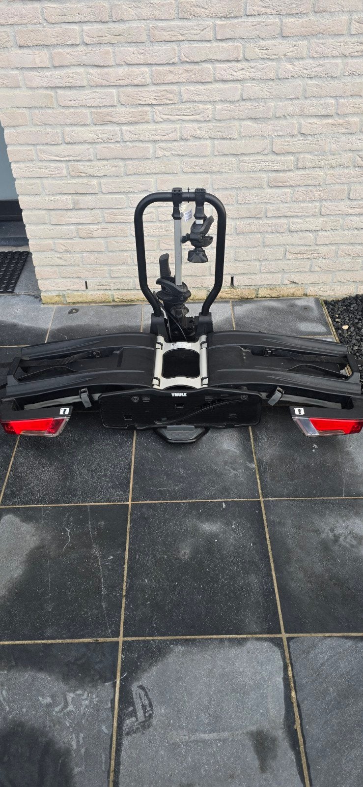 Thule fietsendrager Easyfold XT 933, Ophalen