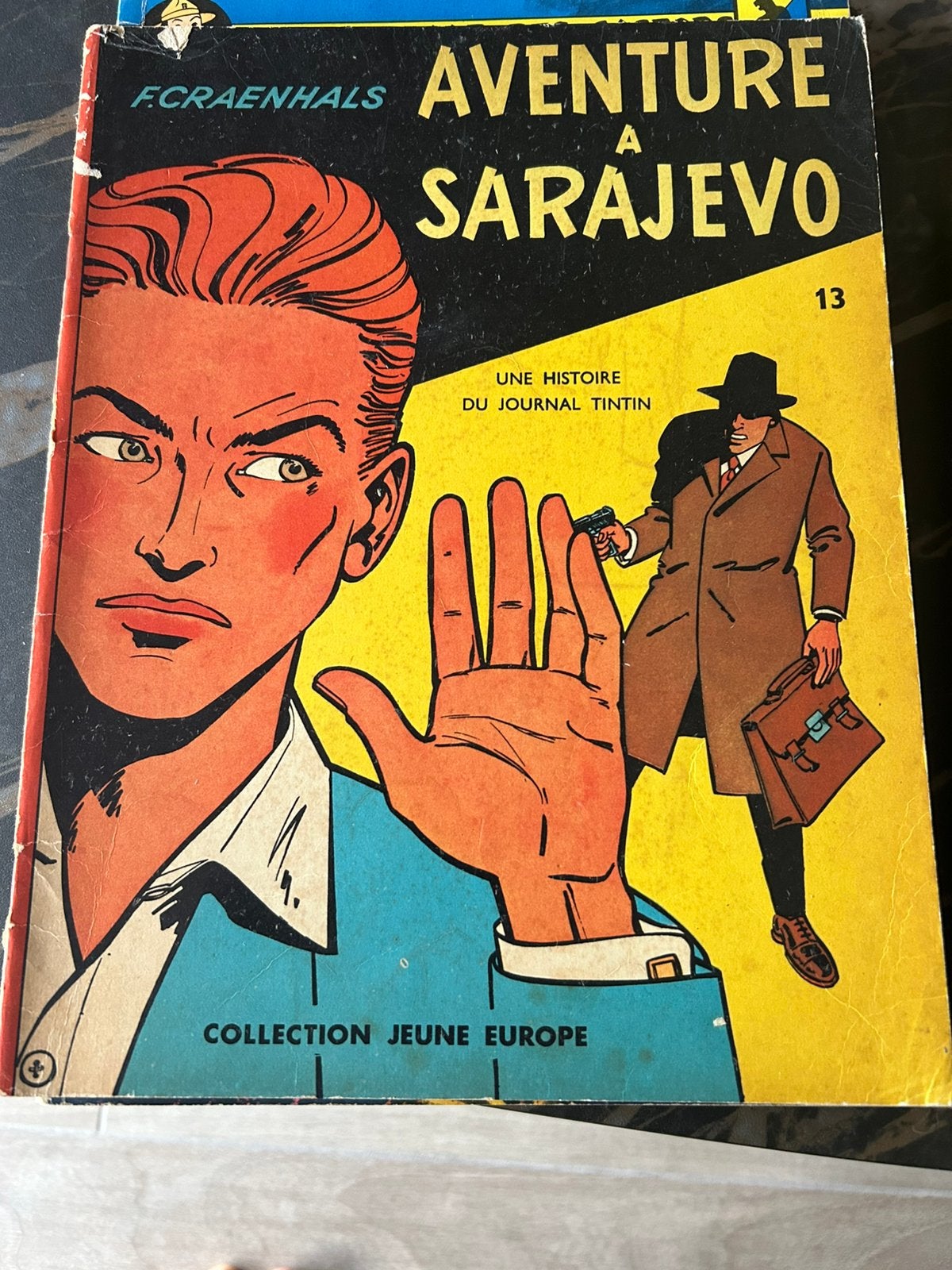 Aventure à Sarajevo, Ophalen of Verzenden, Zo goed als nieuw