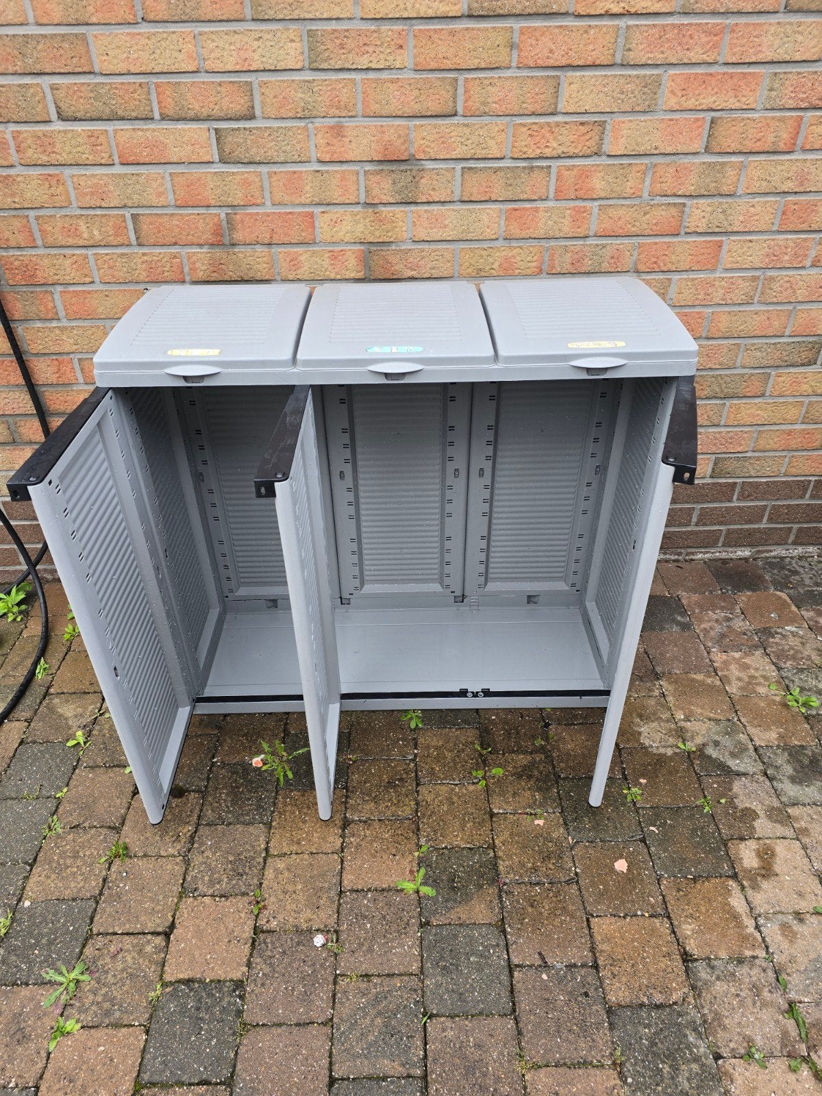 PRULLENBAK AFVALSCHEIDING -ETERRY ECOCAB CABINET, Ophalen