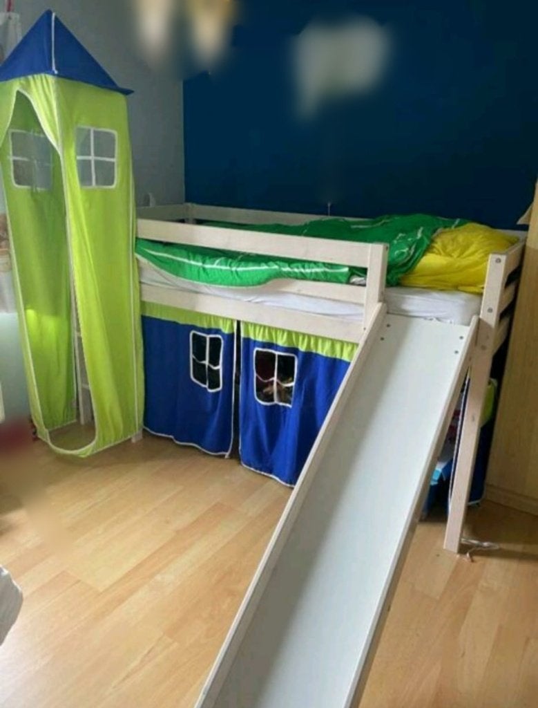 halfhoogslaper met glijbaan, Kinderen en Baby's, Kinderkamer | Stapelbedden en Hoogslapers, Ophalen, Zo goed als nieuw, Halfhoogslaper