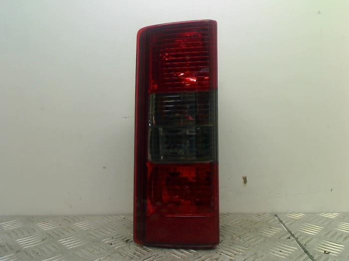 Achterlicht links van een Opel Combo, Auto-onderdelen, Gebruikt, -, -, Opel