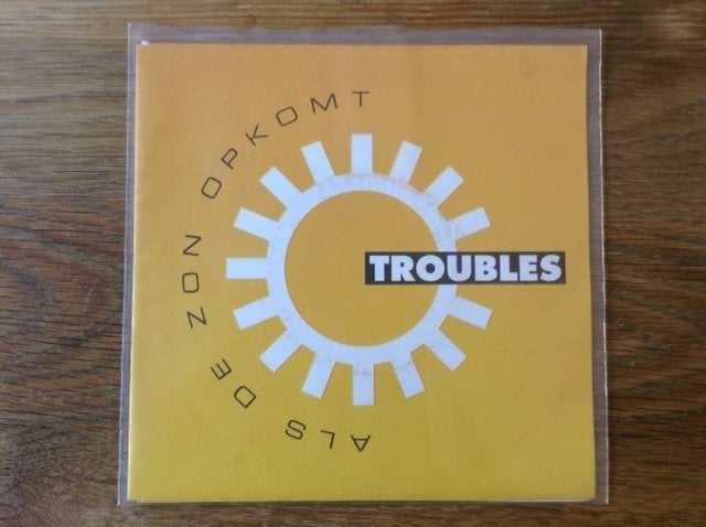 single troubles, Fotohoes, 7 inch, Ophalen of Verzenden, Nederlandstalig