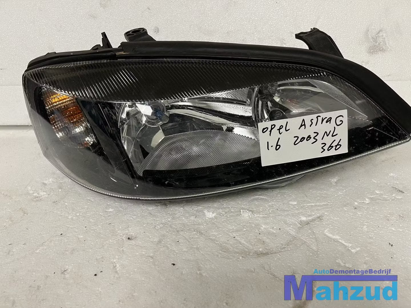 OPEL ASTRA G Rechts koplamp zwart 1998-2005, Opel Automobile GmbH, Opel, Bahnhofsplatz 1
65423  Russelsheim am Main, DE, Kontakt@opel-infoservice.de