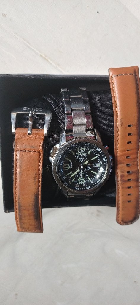 seiko solar avec boussole alarme occasion, Montre-bracelet, Seiko, Enlèvement ou Envoi, Acier