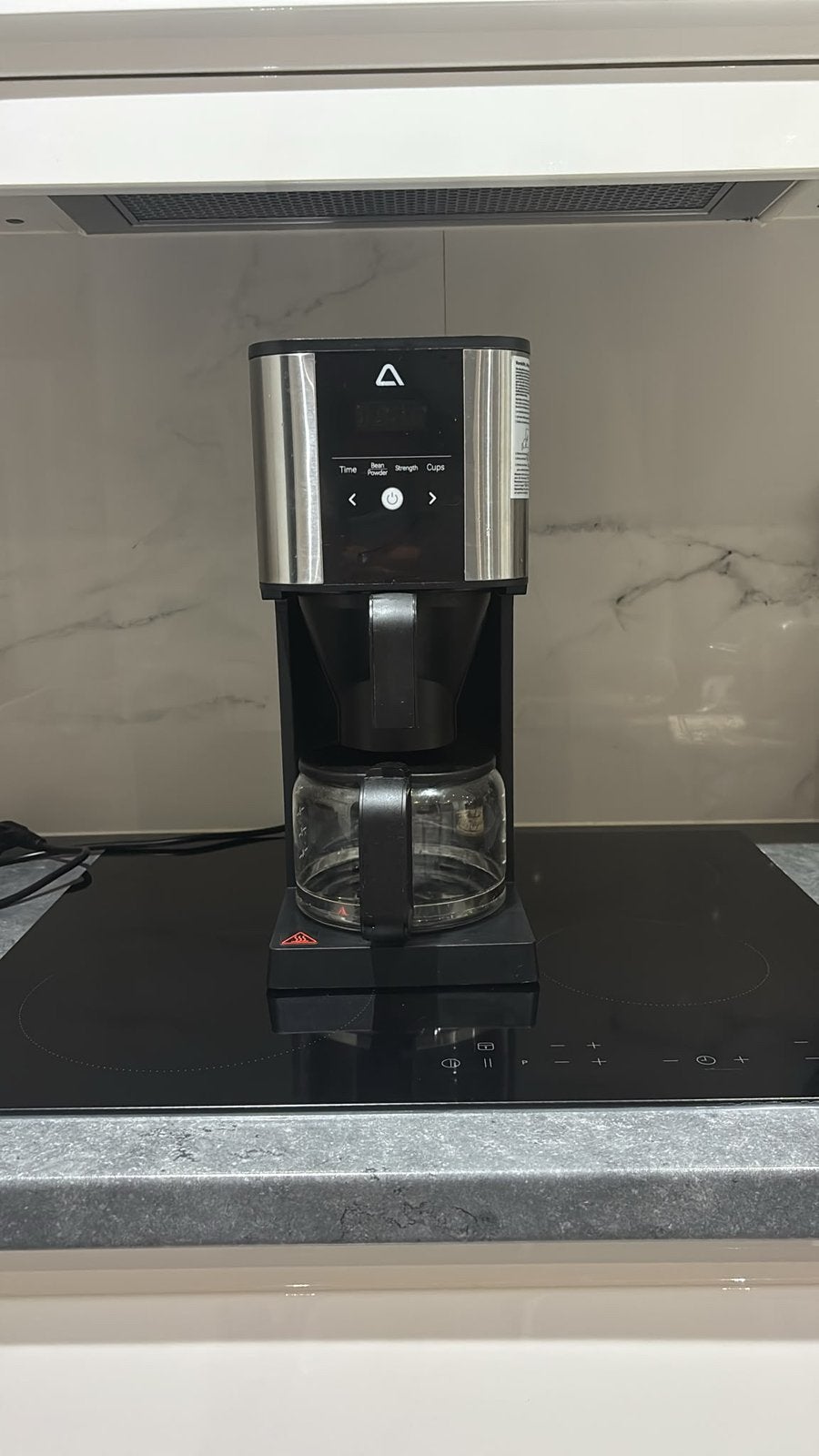 Cafetière, Electroménager, Réservoir d'eau amovible, Café moulu, Comme neuf, 4 à 10 tasses