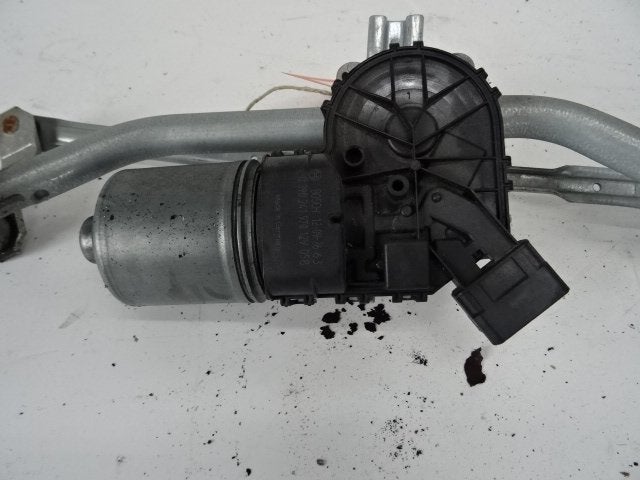MOTEUR ESSUIE-GLACE AVANT Peugeot 207 CC (WB) (0390241970), Kontakt-peugeot@peugeot.com, Utilisé, Peugeot Deutschland GmbH, Bahnhofsplatz
65423  Rüsselsheim, DE