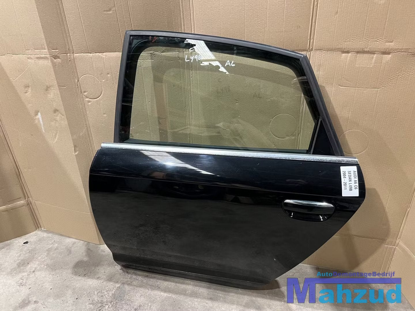 AUDI A6 C6 SEDAN zwart L49B Links achter deur portier 2004-2, Arrière, AUDI AG, Auto-Union-Strasse 1
85045  Ingolstadt, DE, Audi