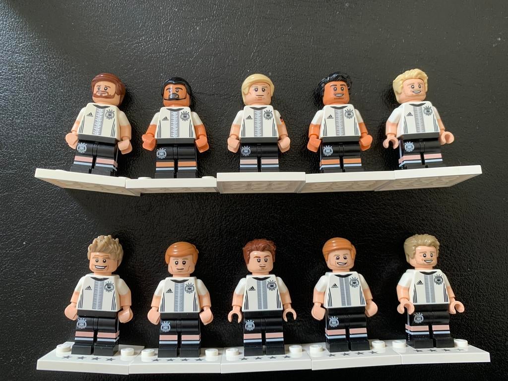 LEGO CMF DFB, Overige thema's, Lego, Ophalen of Verzenden, Zo goed als nieuw