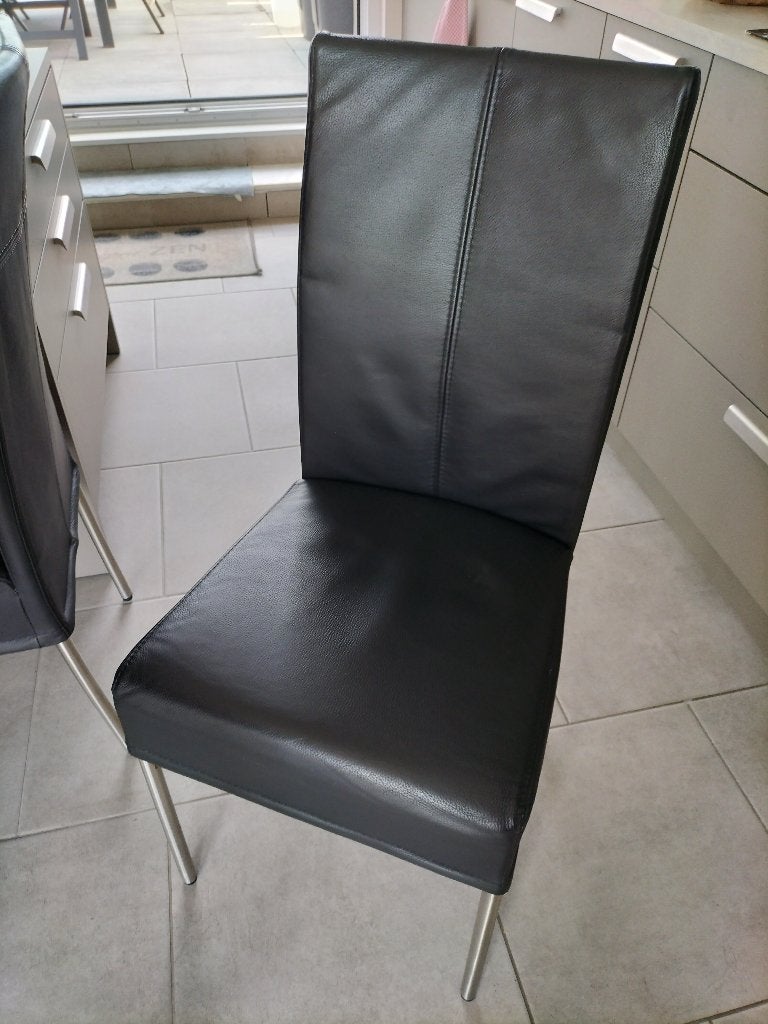 Chaise en cuir noir ( 6 chaises )., Maison & Meubles, Chaises, Enlèvement, Cuir, Cinq, Six Chaises ou plus, Utilisé
