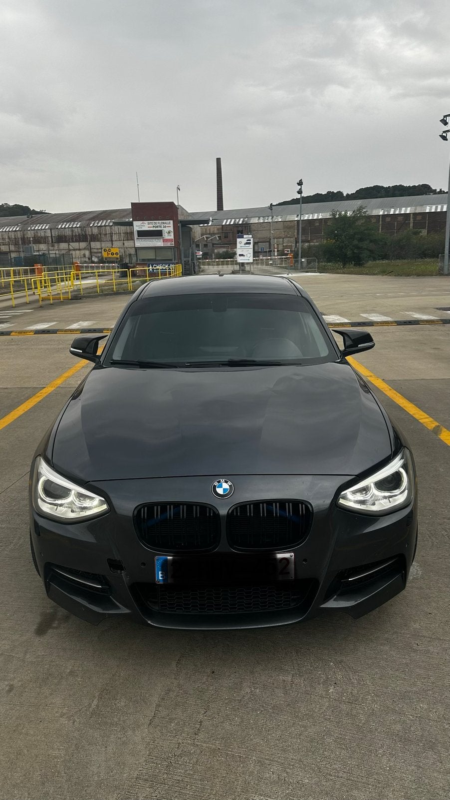 BMW 118d LOOK M-CARPLAY, Lederen bekleding, 1 Reeks, Leder, Handgeschakeld
