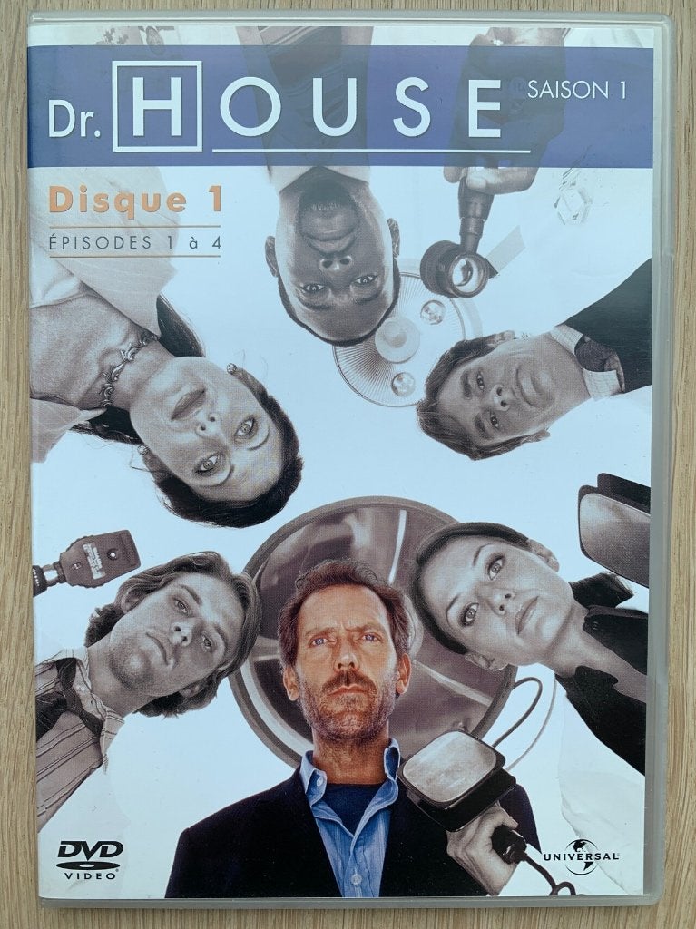 Dr House - saison 1, épisodes 1 à 4 - DVD, CD & DVD, DVD | TV & Séries télévisées, Enlèvement ou Envoi, Comme neuf, Comédie, Coffret