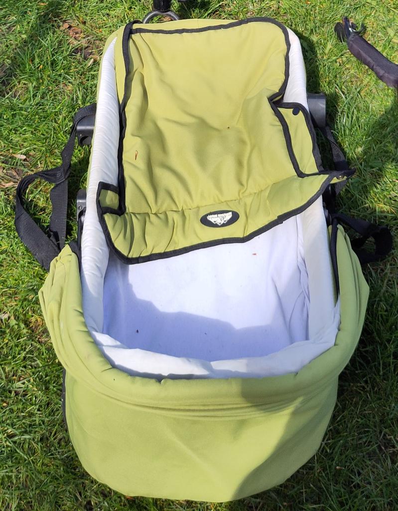 Panier pour bébé Mountain Buggy Urban Jungle, Enfants & Bébés, Buggys, Utilisé, Autres marques, Enlèvement