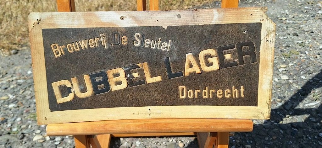 Zeldzaam reclame karton Brouwerij De Sleutel uit Dordrecht., Ophalen of Verzenden, Gebruikt, Reclamebord