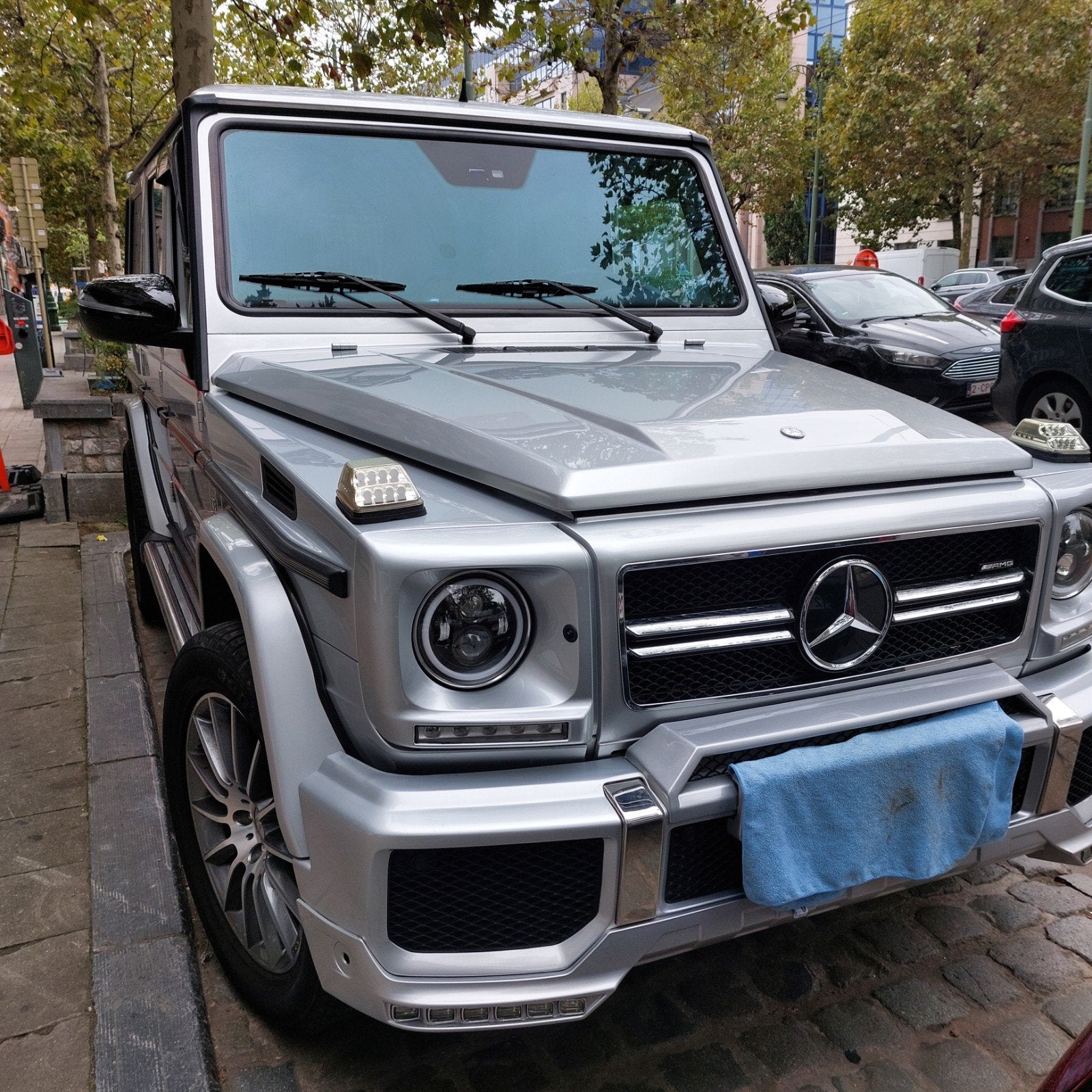 Mercedes classe G V8 400cdi, Autos, Cuir, Argent ou Gris, Achat, Noir