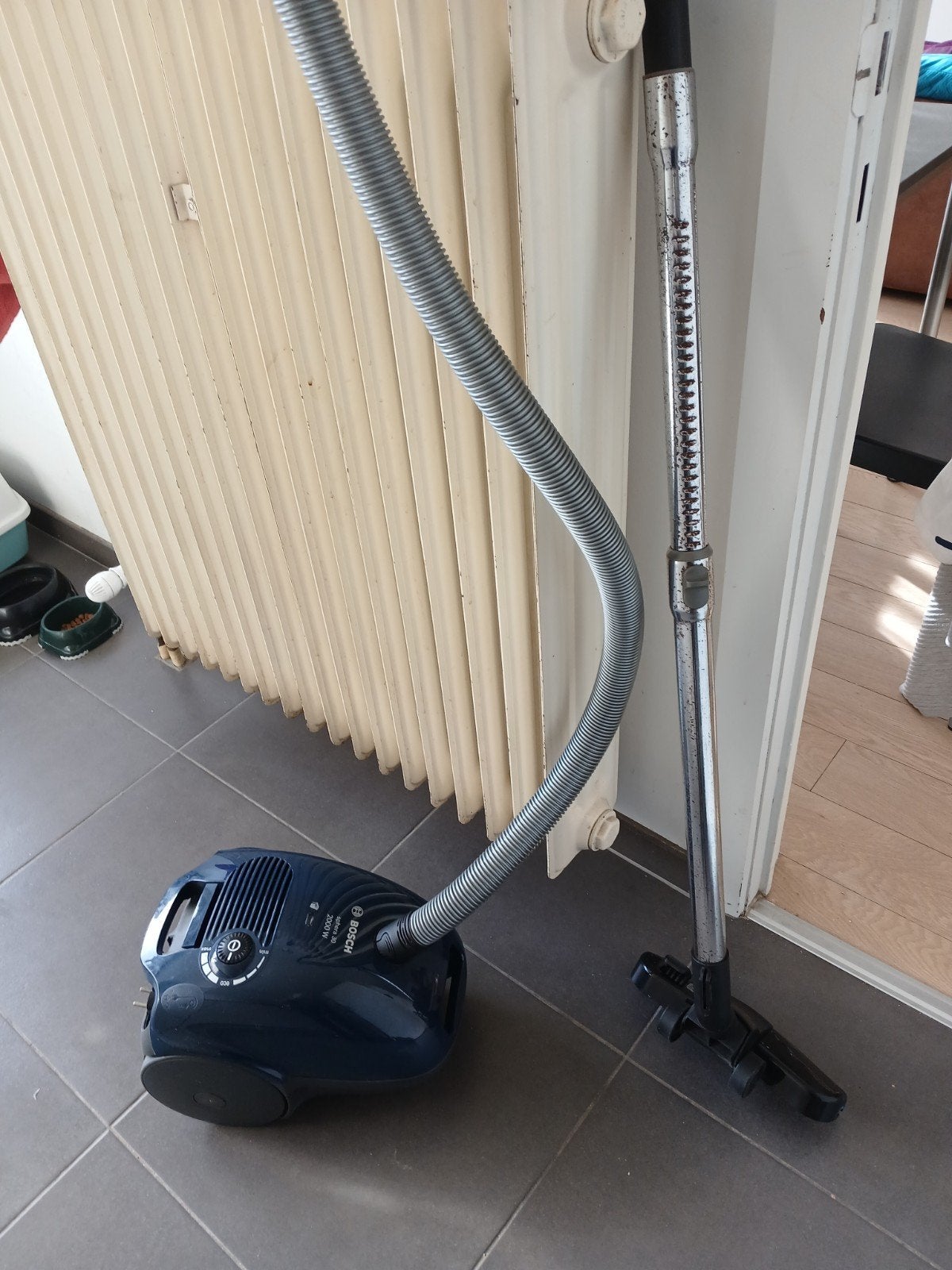 stofzuiger, Electroménager, Bosch, Utilisé, Sac à poussière, Aspirateur traîneau