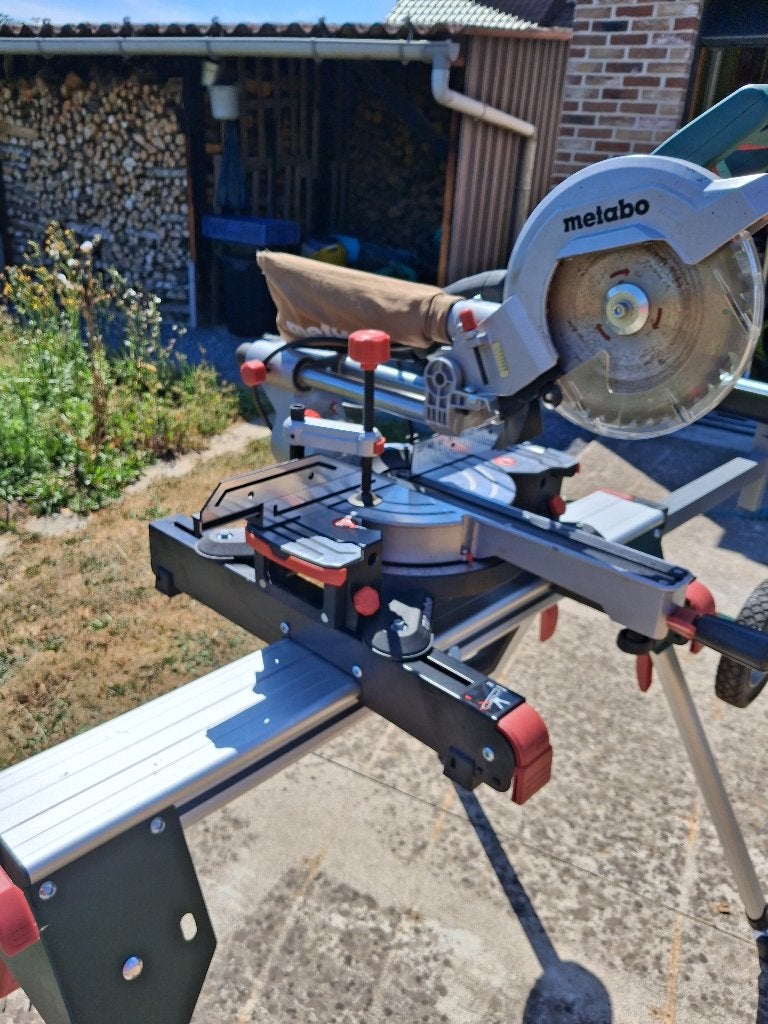 Scie circulaire, Doe-het-zelf en Bouw, Gereedschap | Zaagmachines, Ophalen, Zo goed als nieuw, Cirkelzaag, Metabo