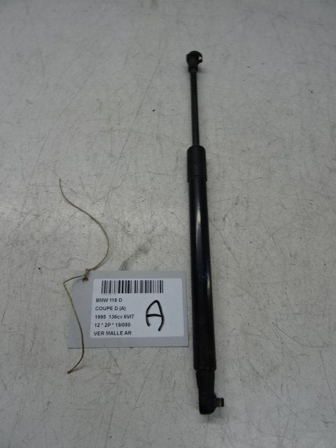 VERIN A GAZ BMW 1 serie (E82) (01-2006/12-2014), Utilisé, BMW, Petuelring 130
80809  München, DE, Bayerische Motoren Werke AG