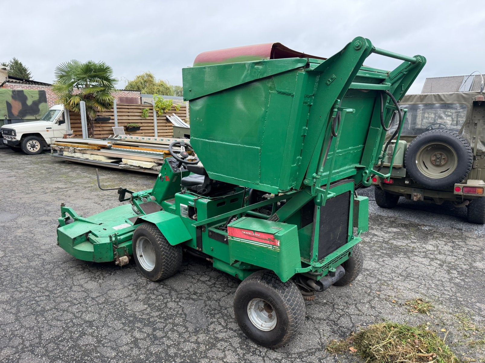 Zitmaaier kubota diesel ransomes, Enlèvement