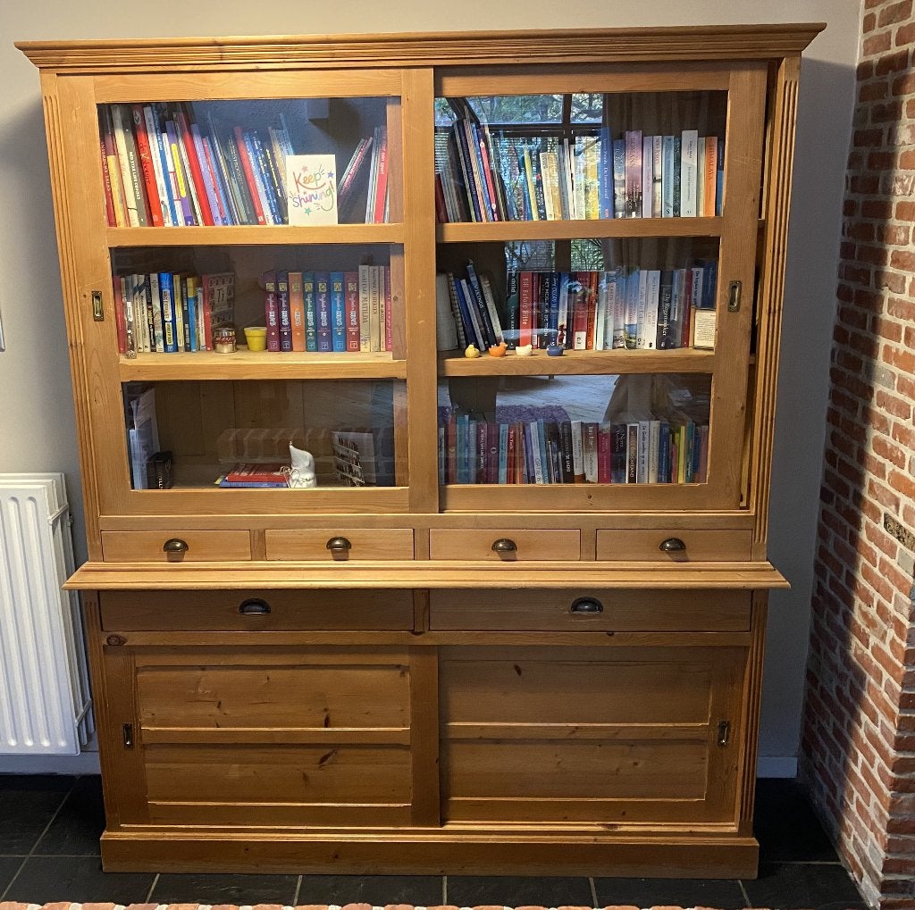 Sfeervolle boekenkast, Huis en Inrichting, Ophalen, Gebruikt, 200 cm of meer, 150 tot 200 cm