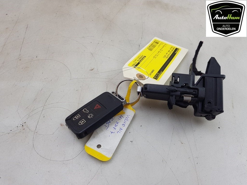CONTACTSLOT + SLEUTEL Volvo V60 I (FW / GW), Dhr. J. Ham, Gebruikt, Administratie@autoham.nl, Volvo