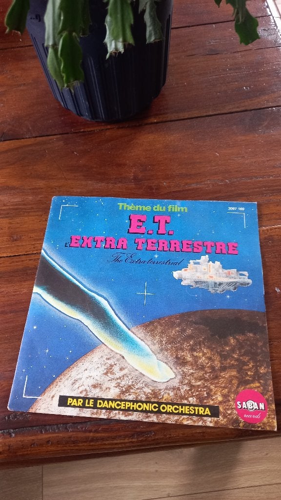 Vinyl (45t) E.T l extra terrestre, Cd's en Dvd's, Vinyl | Filmmuziek en Soundtracks, Pop, Ophalen, Zo goed als nieuw