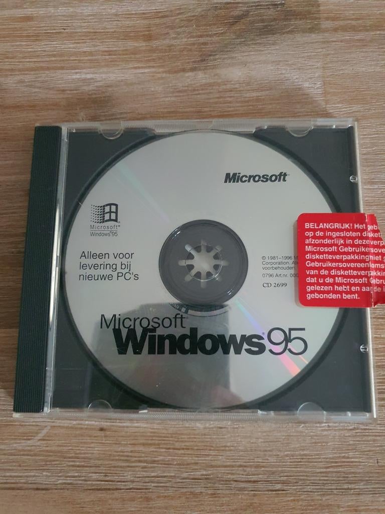 Windows 95 installatie cdrom, Computers en Software, Besturingssoftware, Ophalen
