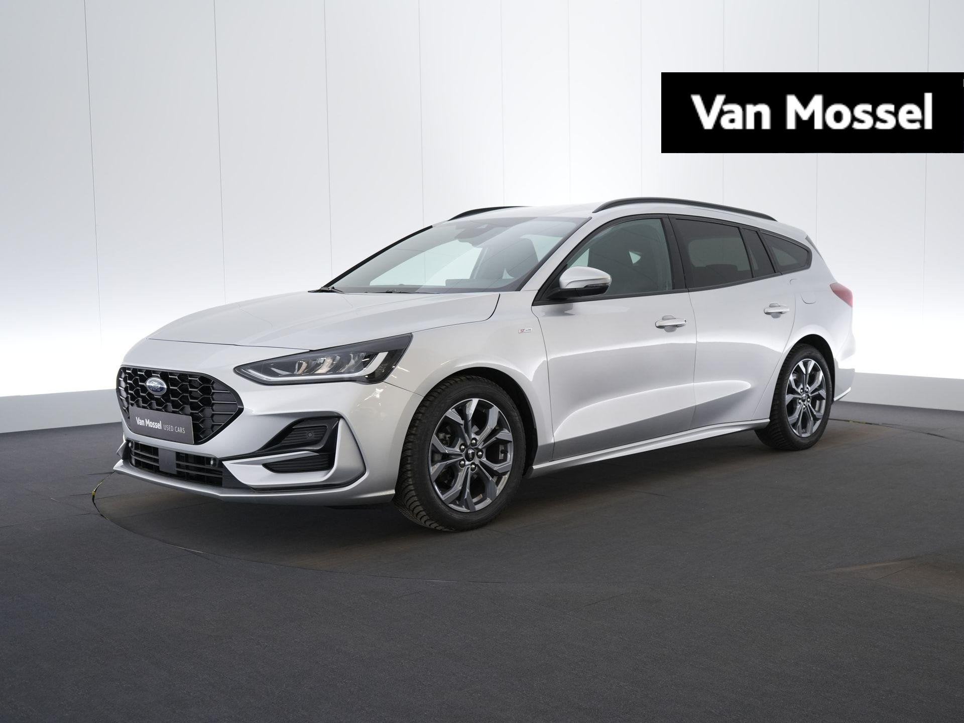 Ford Focus Clipper ST Line Style|Automaat||Camera|Carplay, Auto's, 1349 kg, Stof, Gebruikt, Euro 6