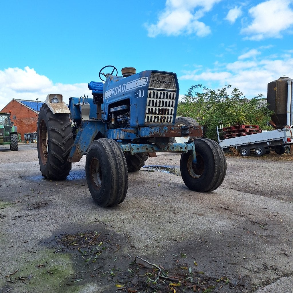 Ford 8600, Enlèvement, Ford