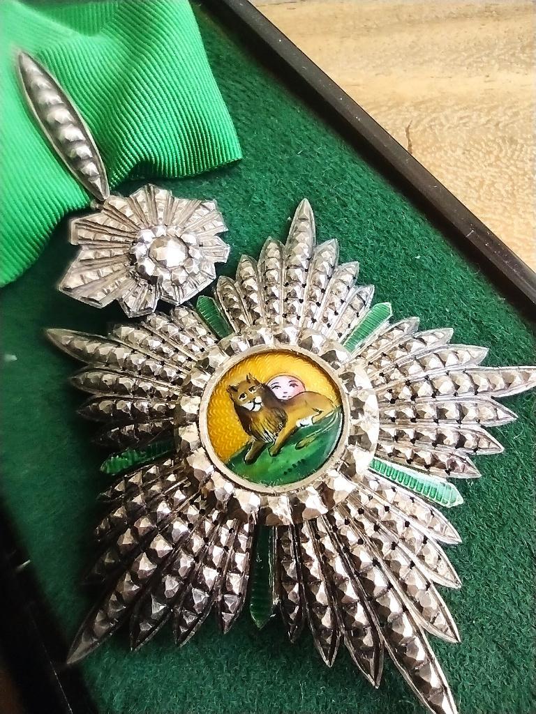 Perzische Orde van Leeuw en Zon Zeldzame Oude Commandeur, Ophalen of Verzenden, Overige soorten, Lintje, Medaille of Wings