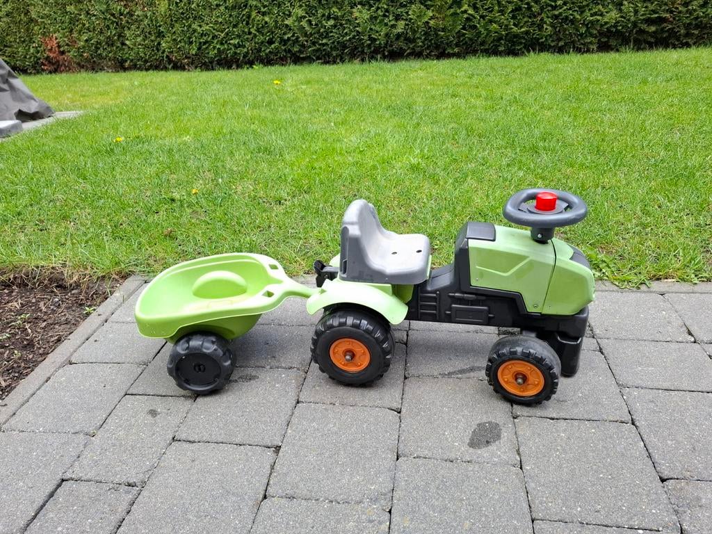 Speelgoed tractor met aanhangwagen, Ophalen