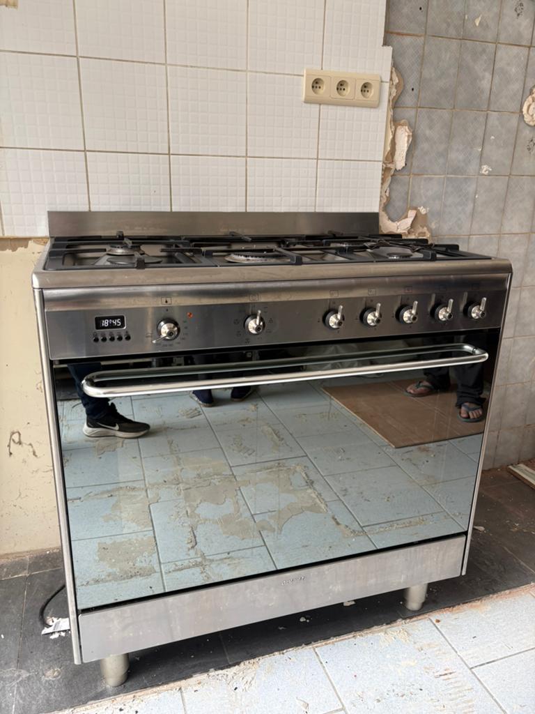 SMEG CG90X9 90cm - tourne broche - made in italy, Electroménager, Cuisinières, Enlèvement, Comme neuf, Gaz