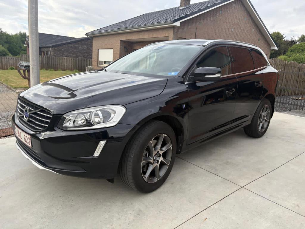 Volvo XC60 te koop – goed onderhouden & zeer zuinig, Auto's, Volvo, Euro 5, Zwart, 1984 cc, Zwart