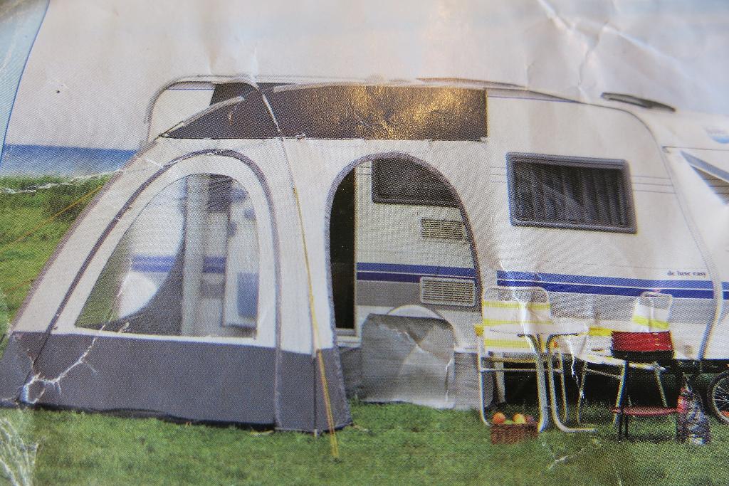 Auvent DWT état neuf, Caravanes & Camping, Enlèvement, Comme neuf, Autres marques
