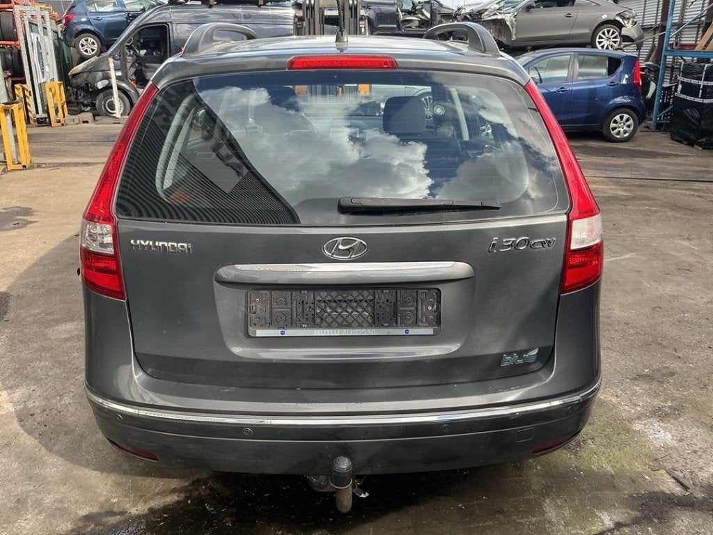 BERCEAU MOTEUR Hyundai i30 Crosswagon (WWH), Hyundai Motor Deutschland GmbH, Kaiserleipromenade 5
63067  Offenbach am Main, DE