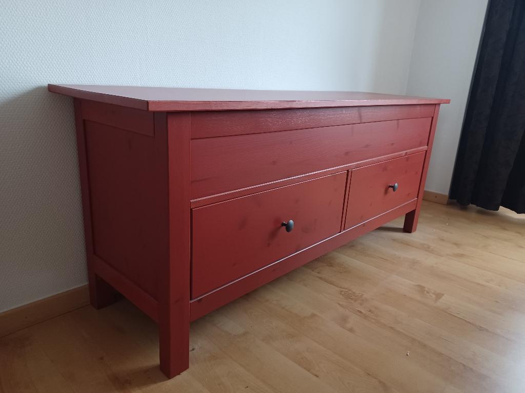 Rode lage opbergkast, Antiek en Kunst, Ophalen