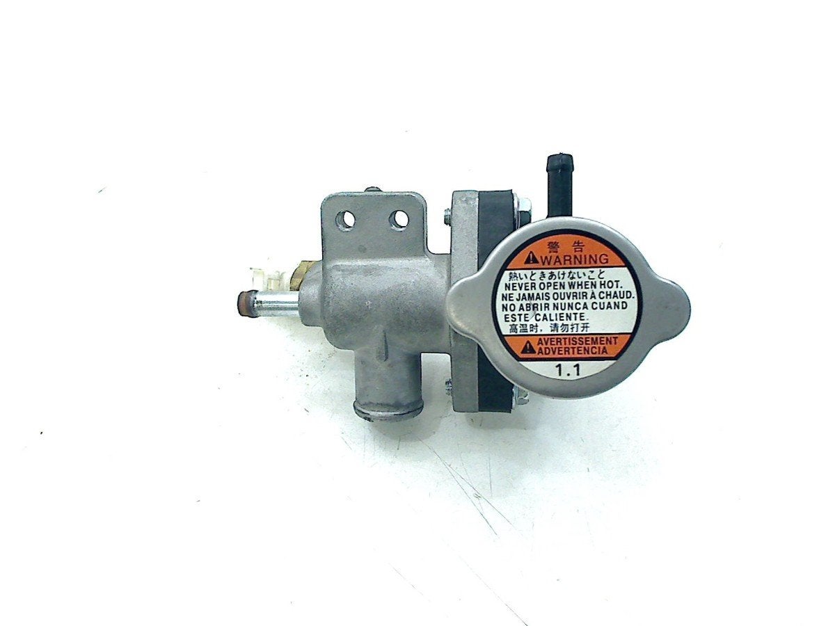 THERMOSTAAT Suzuki GW 250 Inazuma (01-1970/-) (pa66-gf30), Dhr. S. di Majo, Gebruikt, Info@cama-motorparts.nl, P.J. Troelstraweg 8 8
3144 CX  MAASSLUIS, NL