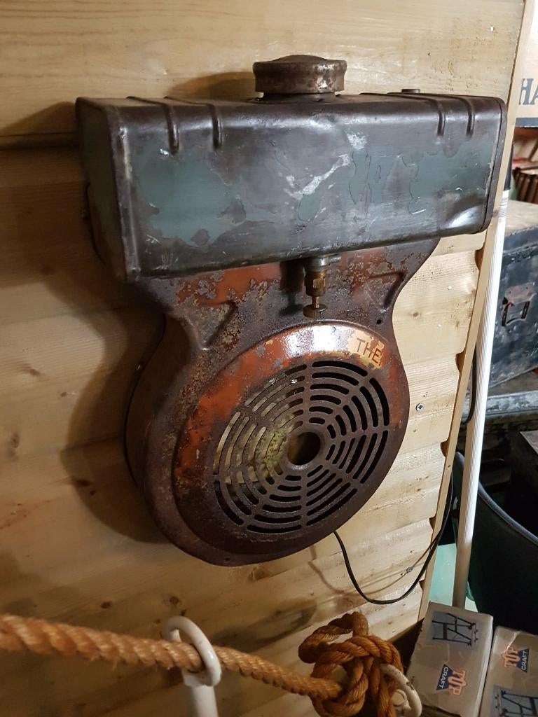 Unique industrial Bernard Moteurs W110 Wall Lamp., Ophalen of Verzenden, Gebruikt, Overige materialen, Stoer industrieel vintage mancave