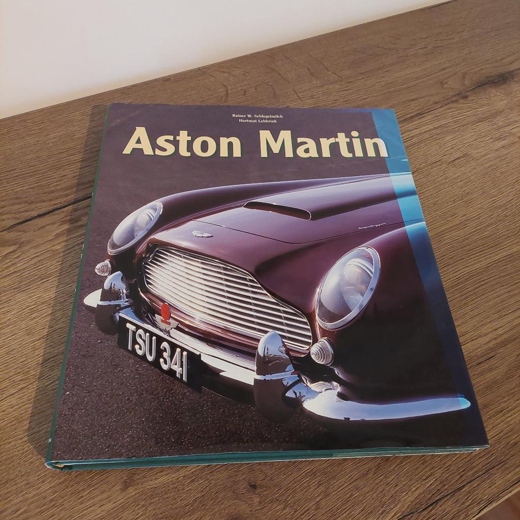 Boek Aston Martin, Boeken, Gelezen, Verzenden, Diverse auteurs, Overige merken