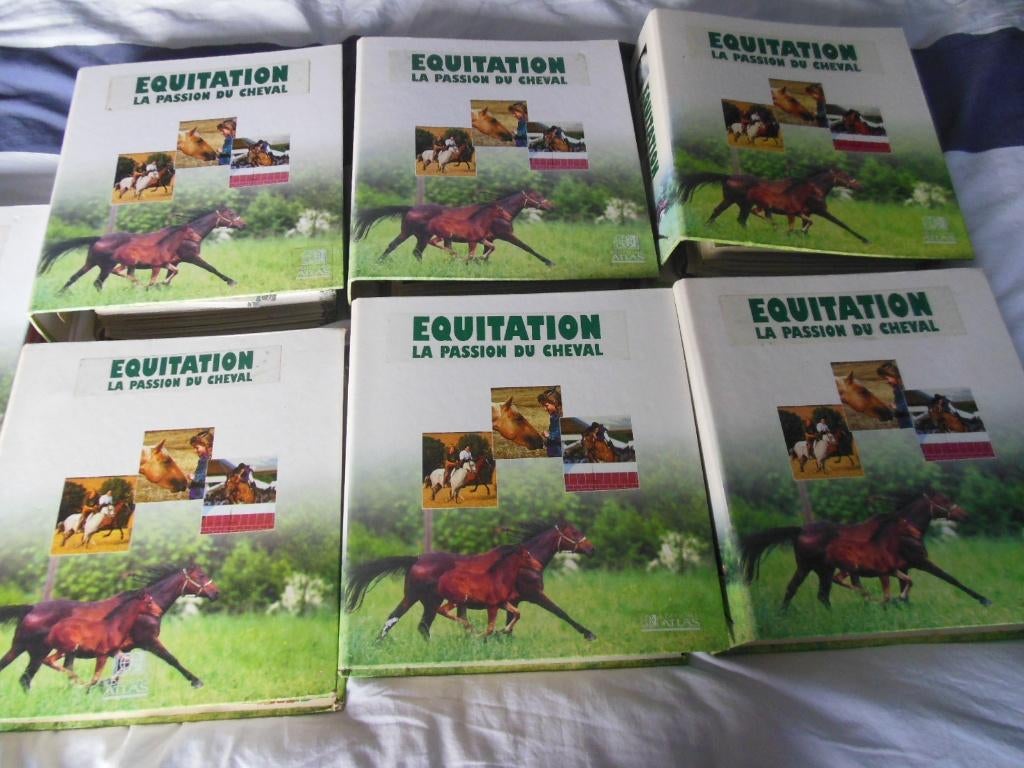 7 classeurs la passion du cheval, Alexandra Ledermann, Chevaux ou Poneys, Enlèvement, Utilisé