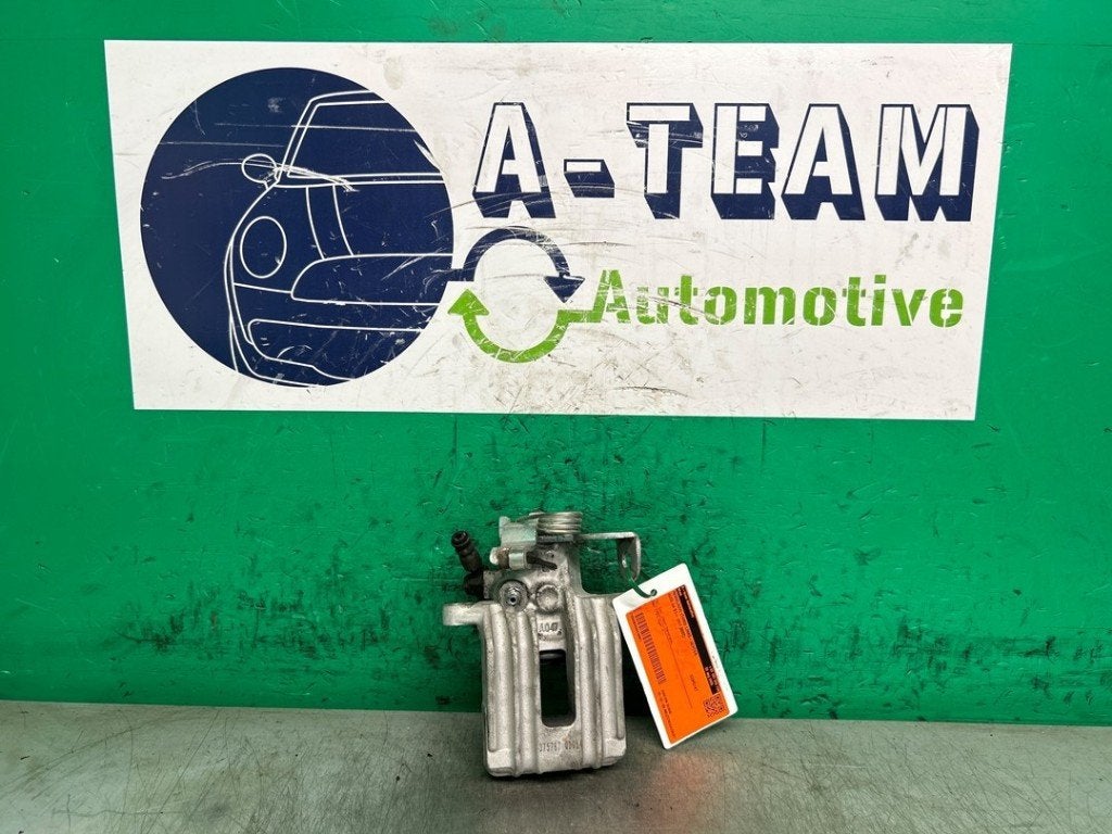 REMKLAUW LINKS ACHTER Audi A4 Avant (B6) (01-2001/01-2005), Info@audi.de, Audi, Audi AG, Gebruikt