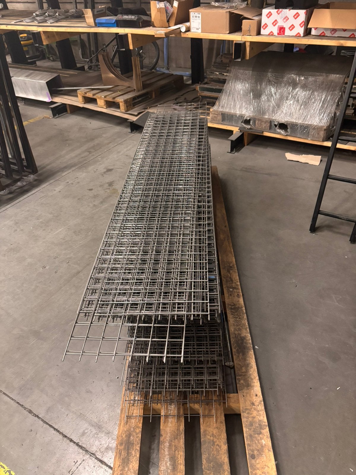 Betonnet 35 cm x 200 cm, Ophalen, Zo goed als nieuw