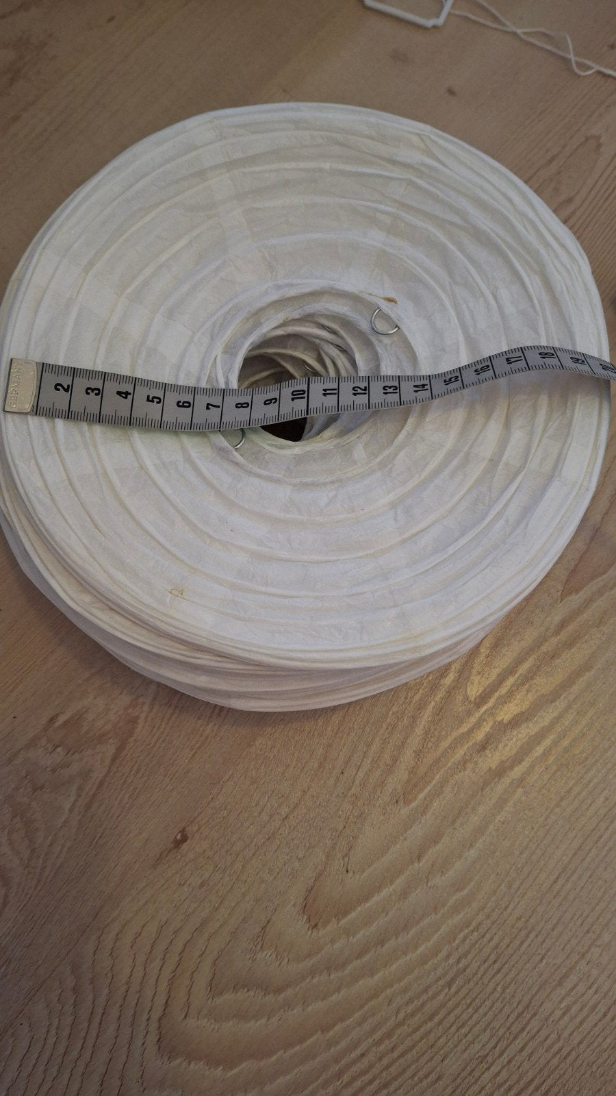 19 Chinese papieren lantaarnballen 20 cm, Ophalen, Zo goed als nieuw