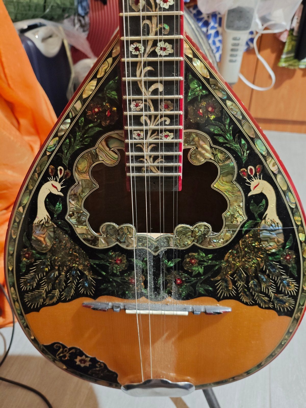 BOUZOUKI, Ophalen