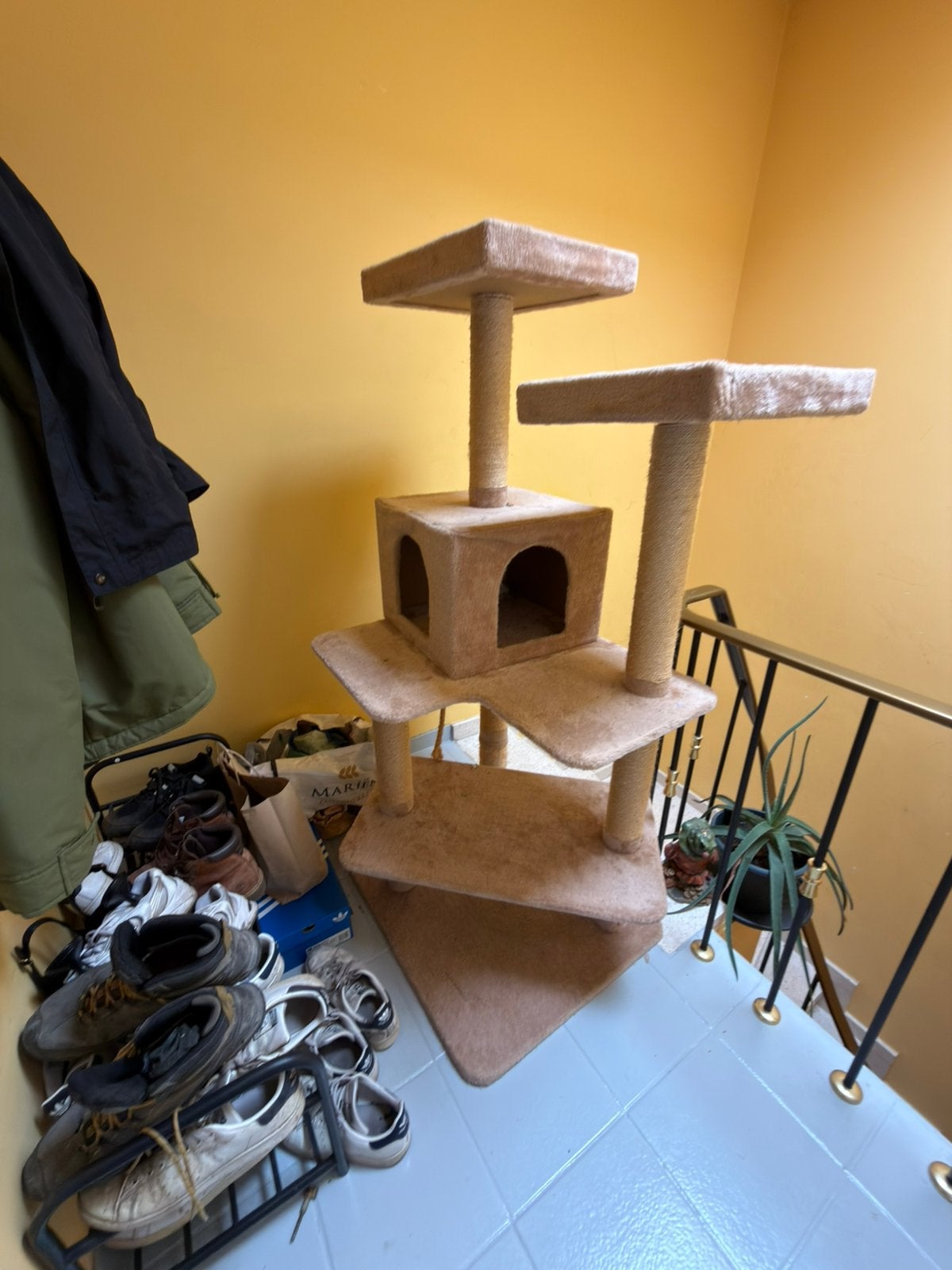 Grote kattenpaal goede staat, Dieren en Toebehoren, Ophalen, Gebruikt, Krabpaal