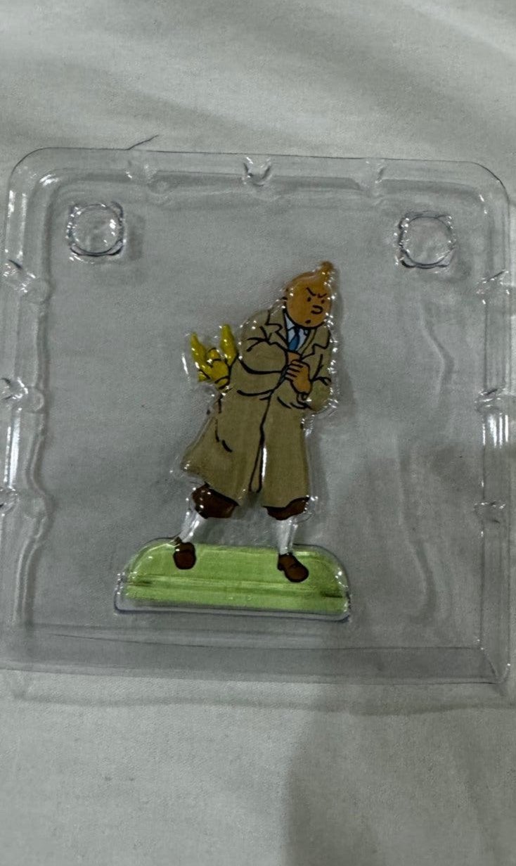 Kuifje figuur tin. Op voetje Nieuw in de verpakking, Ophalen of Verzenden, Kuifje, Zo goed als nieuw