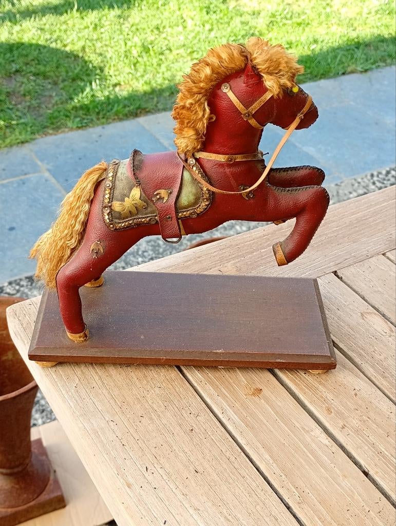 Antiek lederen paardje, Ophalen of Verzenden