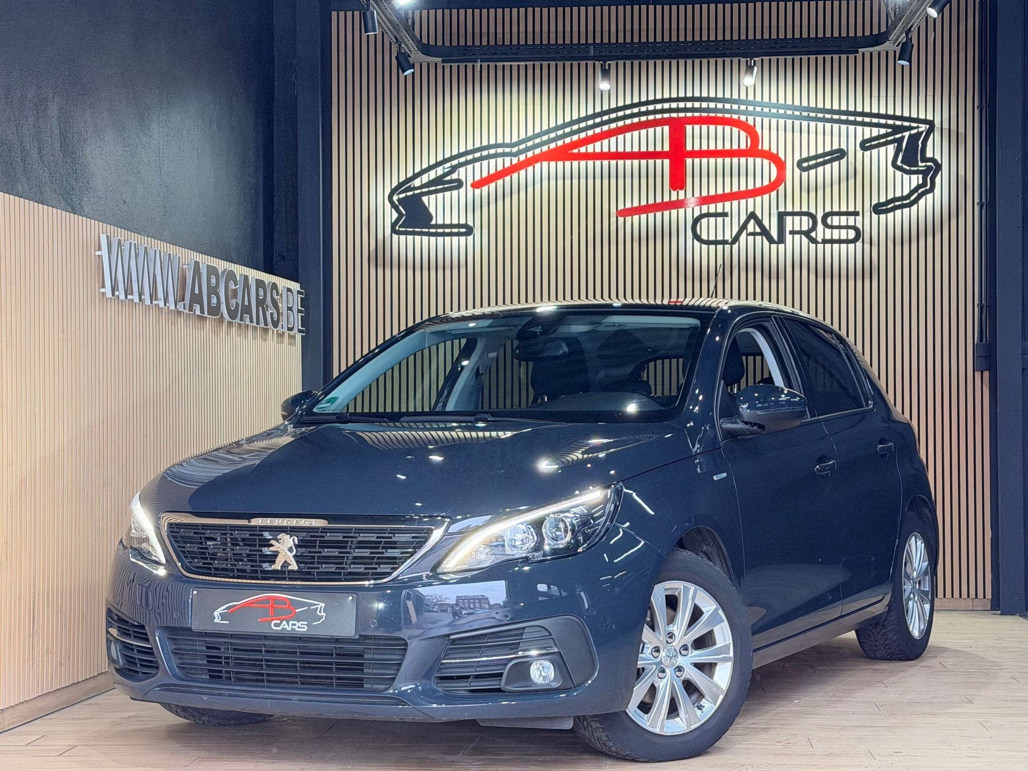 Peugeot 308 1.5 BlueHDi Allure * GARANTIE 12 MOIS * 1ER PROP, Auto's, Stof, Gebruikt, 4 cilinders, Blauw