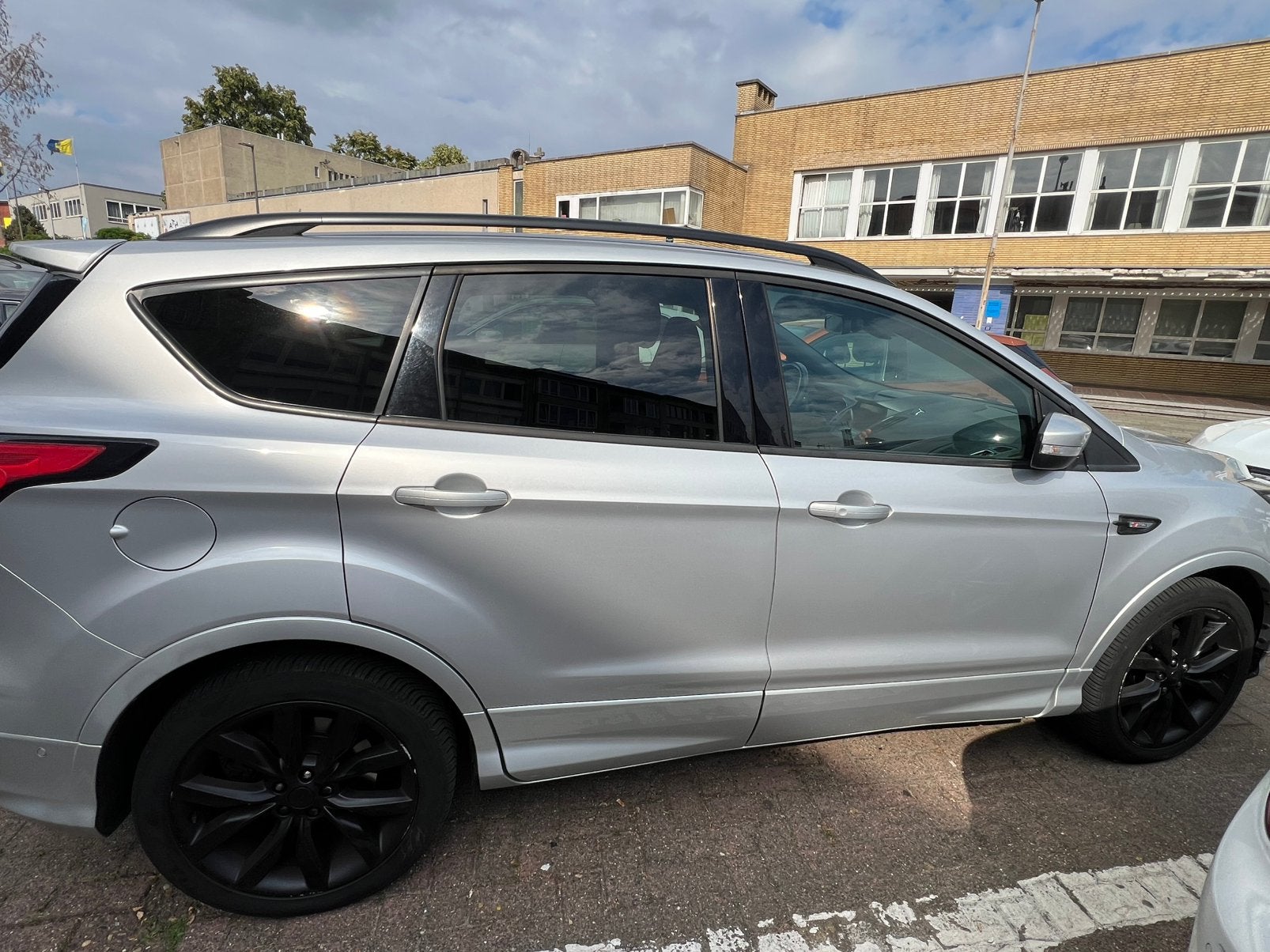 Ford Kuga, Auto's, Stof, Euro 6, 15 cilinders, Particulier