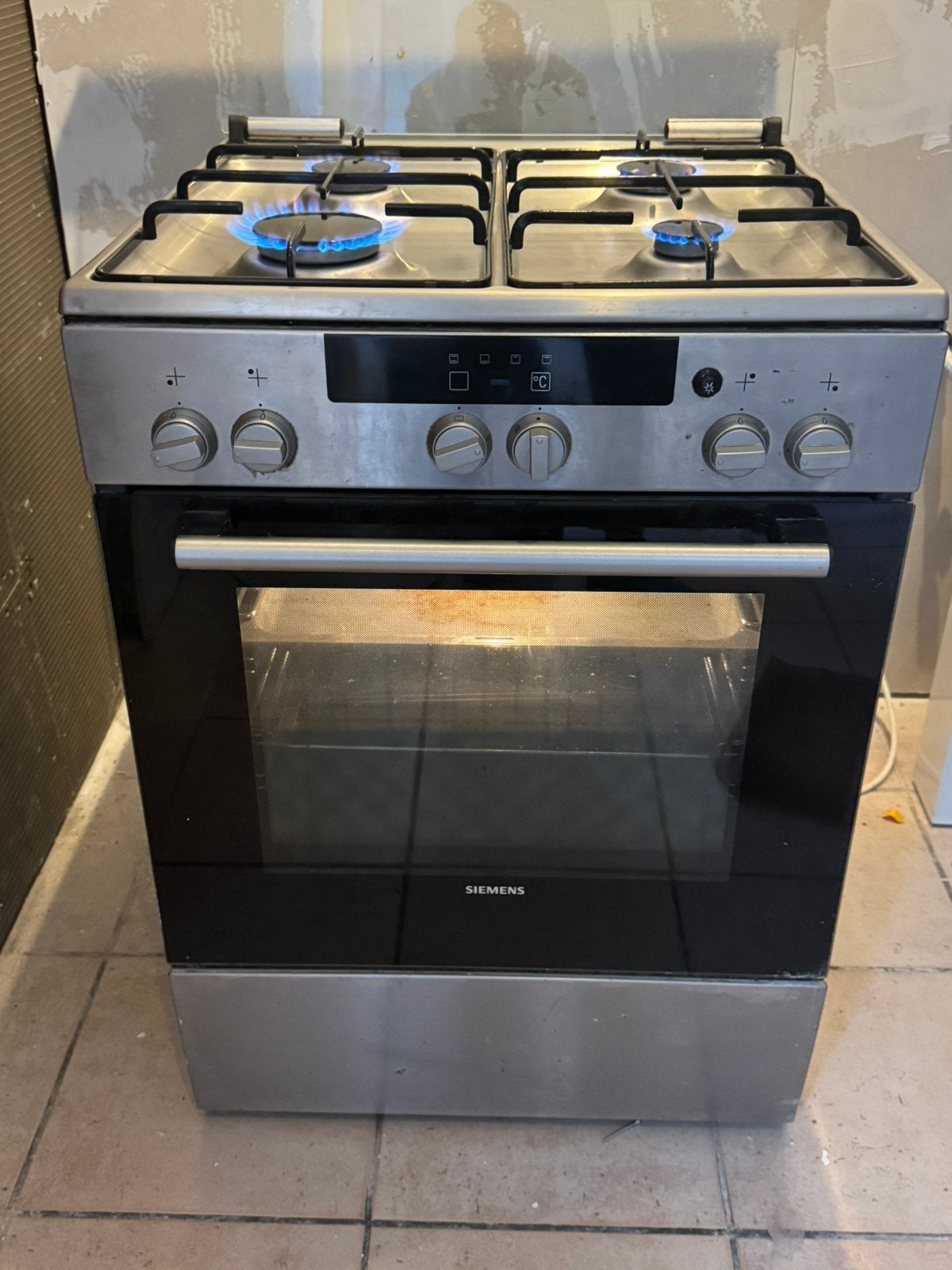 Gasfornuis, Ophalen, 60 cm of meer, 4 kookzones, Zo goed als nieuw